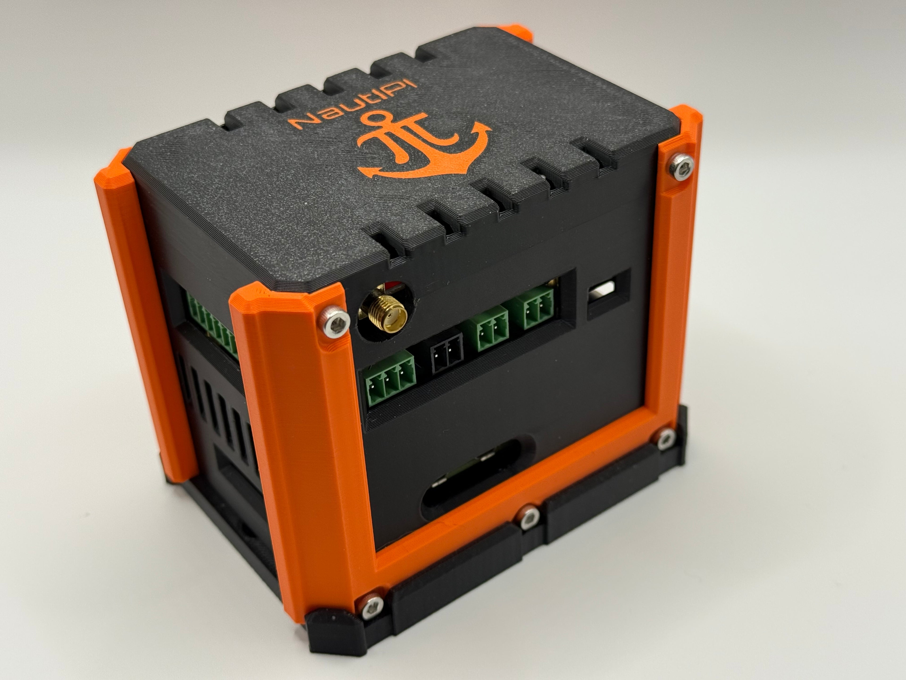 NautiPi with AIS and NMEA Cable (Bundle)